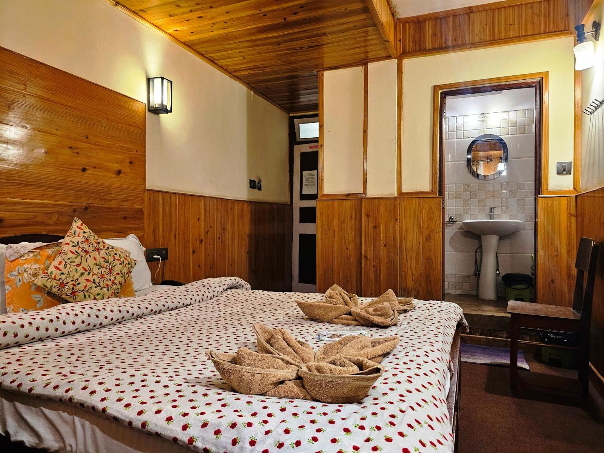 Hotel Golden Orchid ダージリン エクステリア 写真